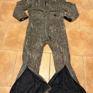 Liberty Men large vintage Realtree camo insulated coveralls